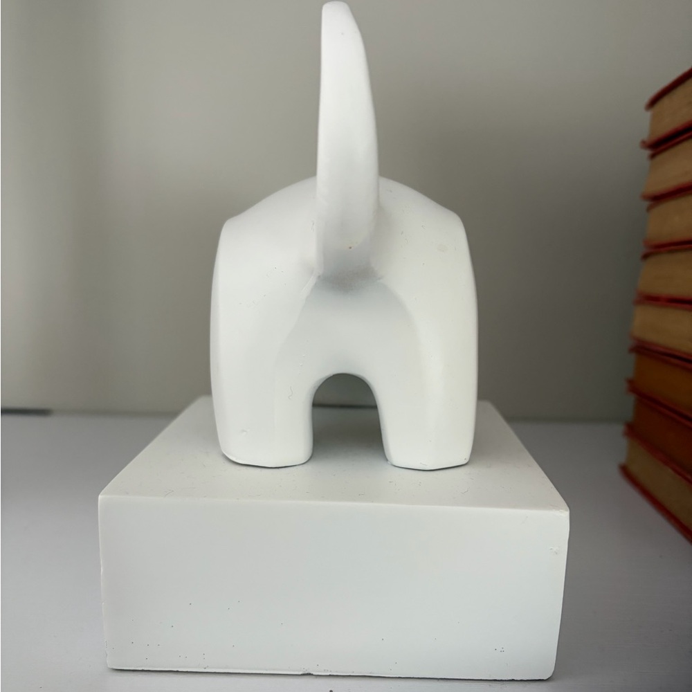 Jonathan Adler Dachshund Bookends – White Resin – Vintage - Picture 9 of 15